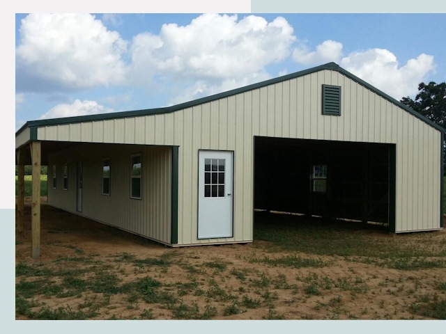 Строительство конюшен в Мценске